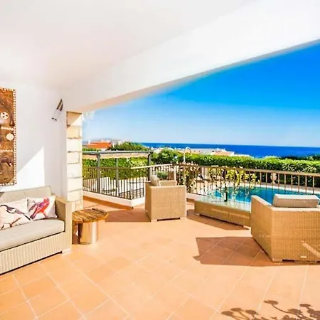 Binibequer Vell Sleeps 11 With Pool And Air Con *