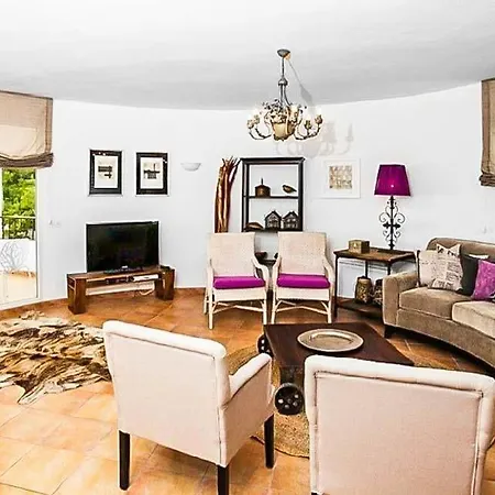 Binibequer Vell Sleeps 11 With Pool And Air Con Βίλα